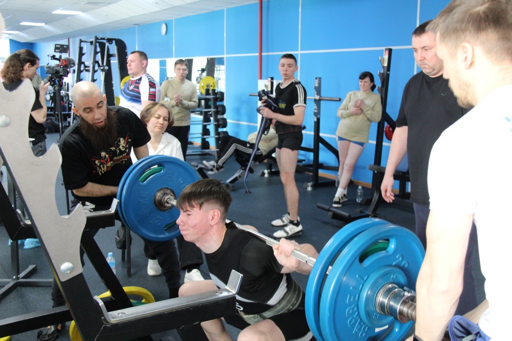 Сила и характер: в Хабаровске подвели итоги краевых соревнований по пауэрлифтингу