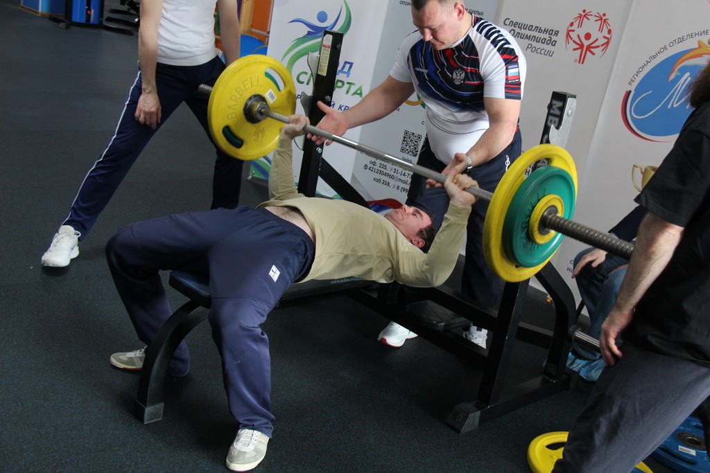 Сила и характер: в Хабаровске подвели итоги краевых соревнований по пауэрлифтингу