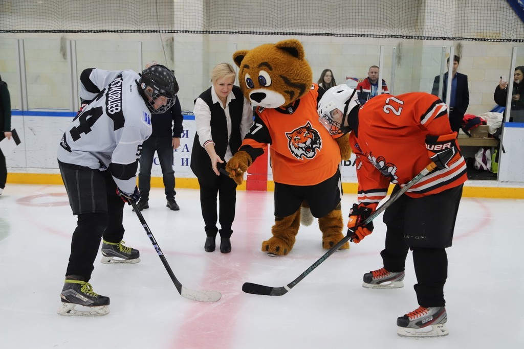 «Матч добра» по адаптивному хоккею состоялся в Хабаровске