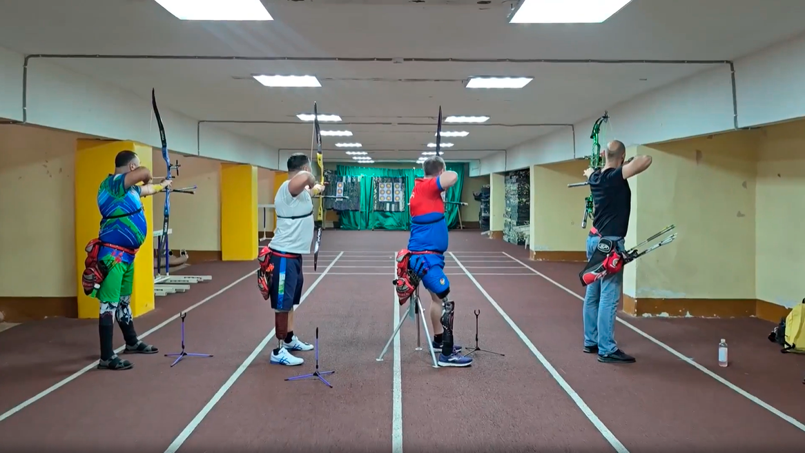 История, где оружием стал лук, а полем боя – собственное тело