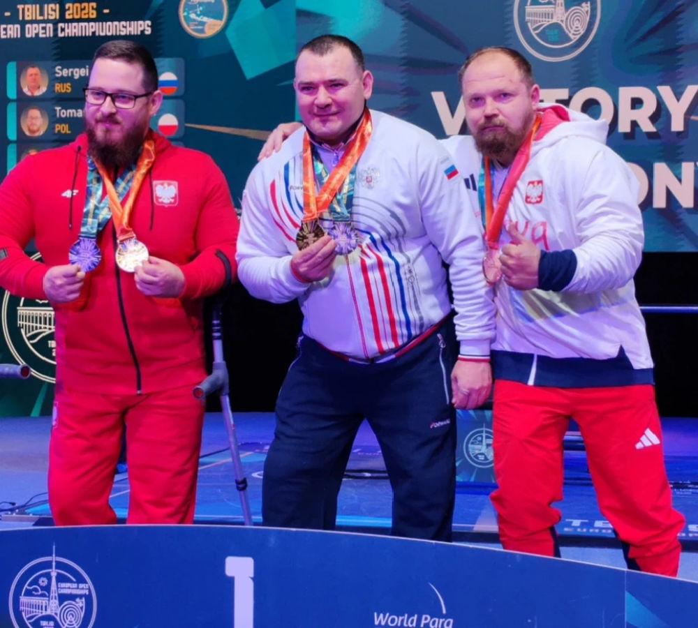 Спортсмен-паралимпиец из Хабаровского края выиграл четыре «золота» на чемпионате Европы по пауэрлифтингу